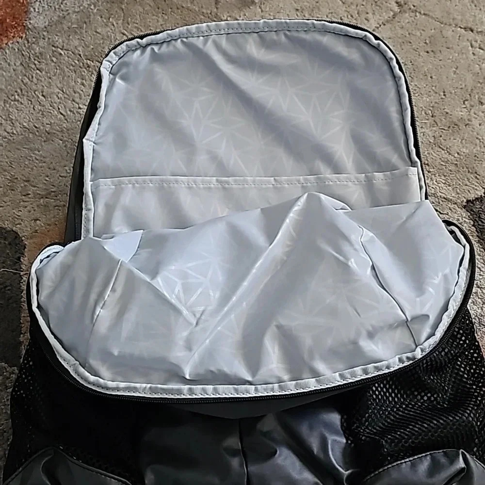 Oakley Performance Coated Training Backpack - image 4